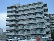 深井駅より徒歩2分 3階 築28年5ヶ月の賃貸物件