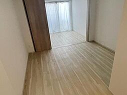 クローバー・クレア石橋阪大前 5階1DKのリビング/ダイニング