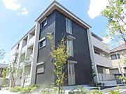 石橋阪大前駅より徒歩18分 築4年1ヶ月 3階建の賃貸物件