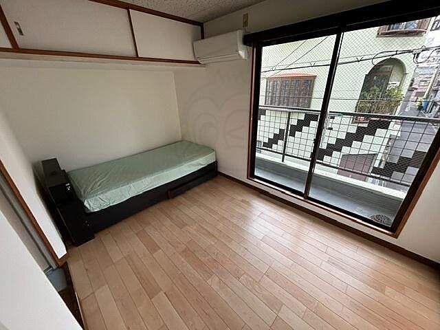 寝室