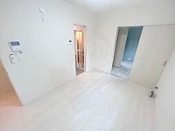 Reve　Court 1階1DKのリビング/ダイニング