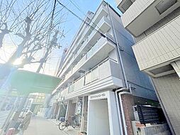 7 / 22