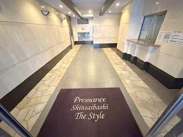 エントランス