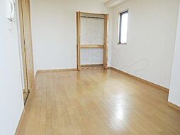 ラシーヌ御崎 3階1Kのリビング/ダイニング