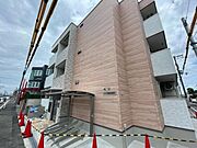 諏訪ノ森駅より徒歩8分 1階 築3年の賃貸物件