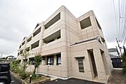 鳳駅より徒歩12分 3階 築14年8ヶ月の賃貸物件