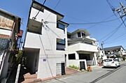 堺市駅より徒歩8分 2階 築26年3ヶ月の賃貸物件