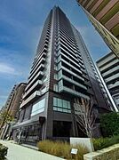 難波駅より徒歩12分 築5年8ヶ月 30階建の賃貸物件