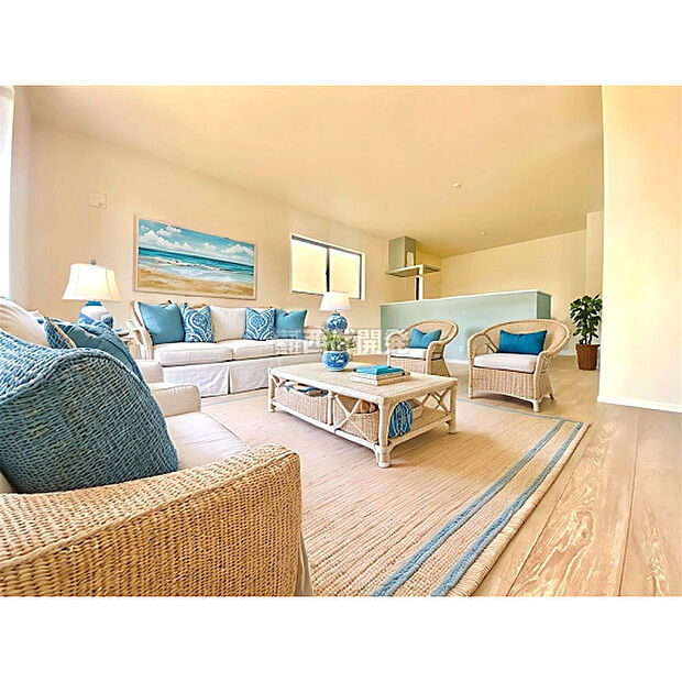 配置してある家具や小物はCGによるイメージです。柔らかな光が射し込む家族団らんのＬＤＫ