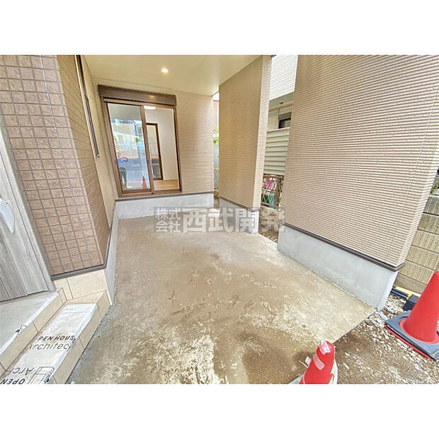 ビルトインのカースペース