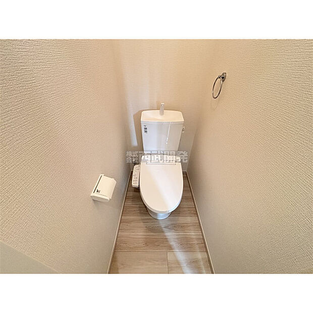 いつも綺麗に清潔に。洗浄機能付きトイレです。