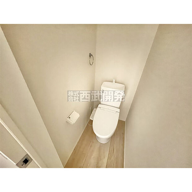 いつも綺麗に清潔に。洗浄機能付きトイレです。