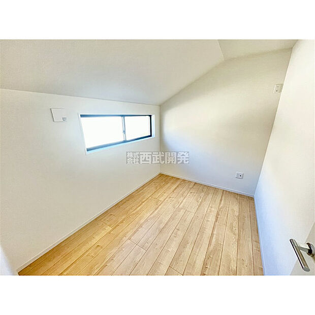 窓から差し込む暖かな空間に自分なりのアレンジで楽しめそう