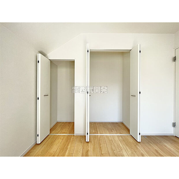 たっぷりの収納スペースで快適に暮らせそうですね