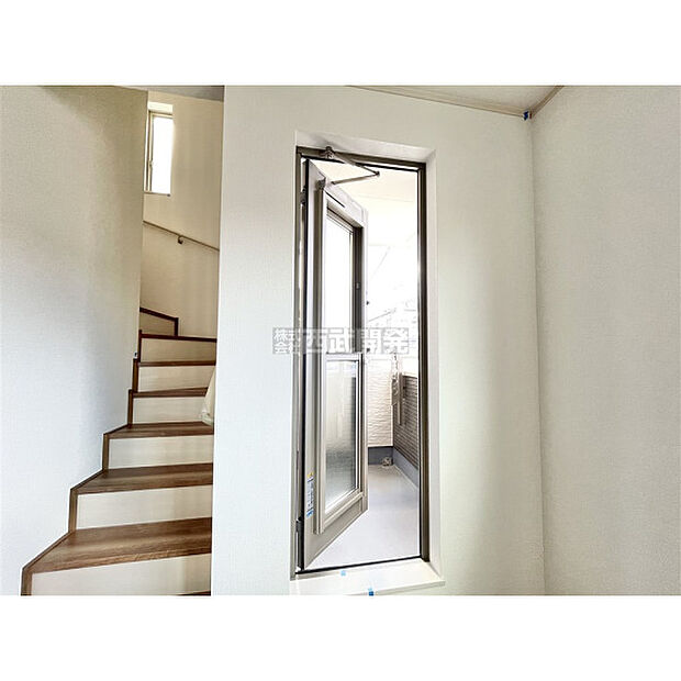 2階バルコニーの出入口