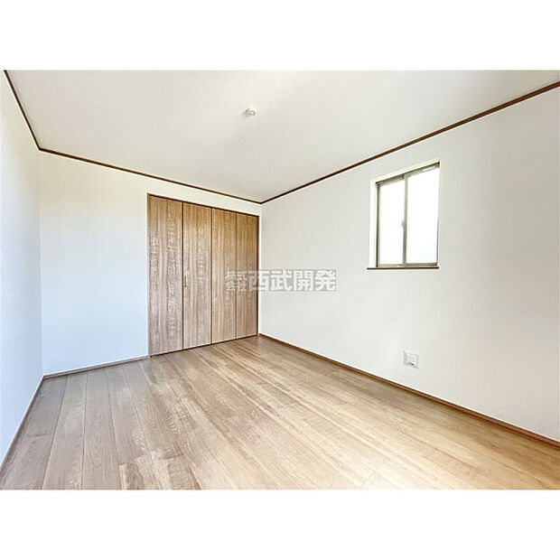 部屋ごとに設けた収納は住みやすさへのこだわり