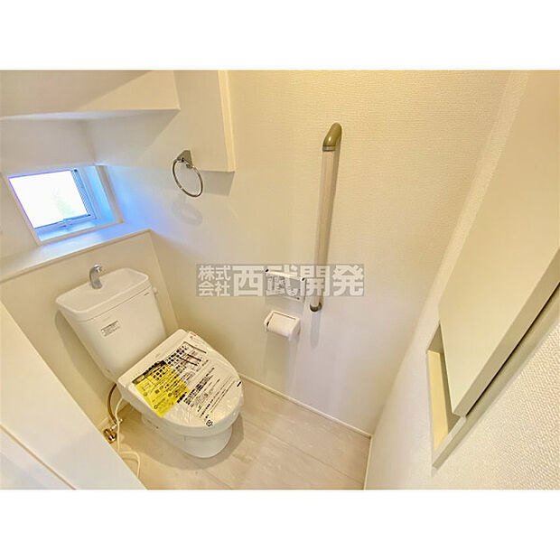 いつも綺麗に清潔に。洗浄機能付きトイレです。