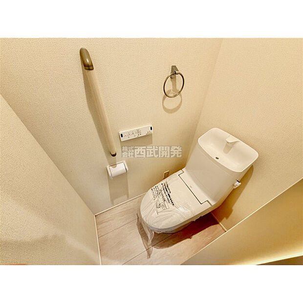 いつも綺麗に清潔に。洗浄機能付きトイレです。