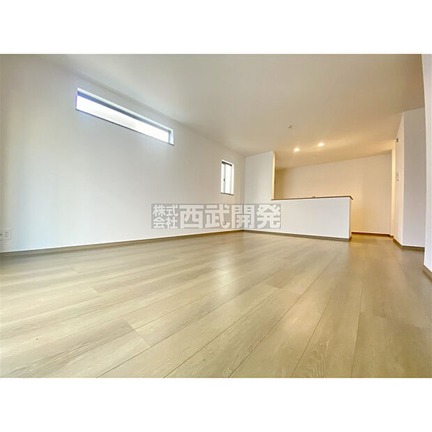 LDKは家族みんなの快適空間です。お食事したりおしゃべりしたり、家族の絆を育むセントラルスペースです。