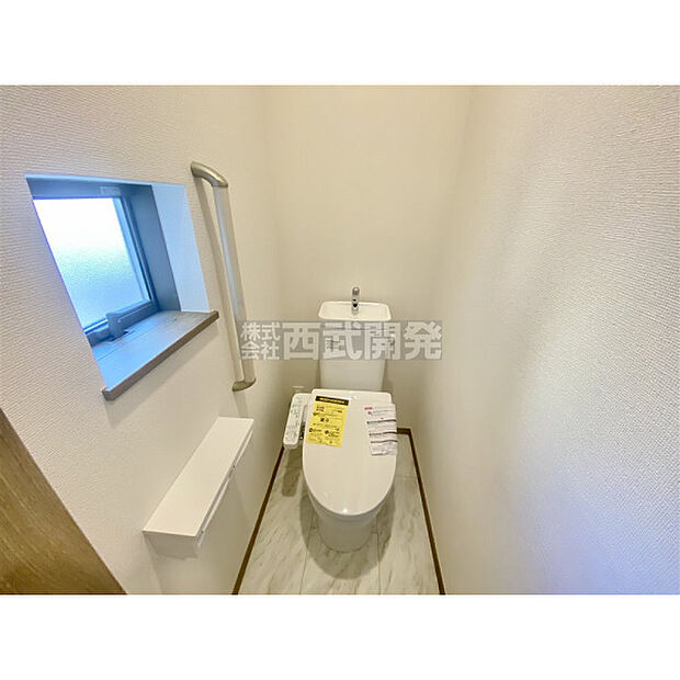 いつも綺麗に清潔に。洗浄機能付きトイレです。