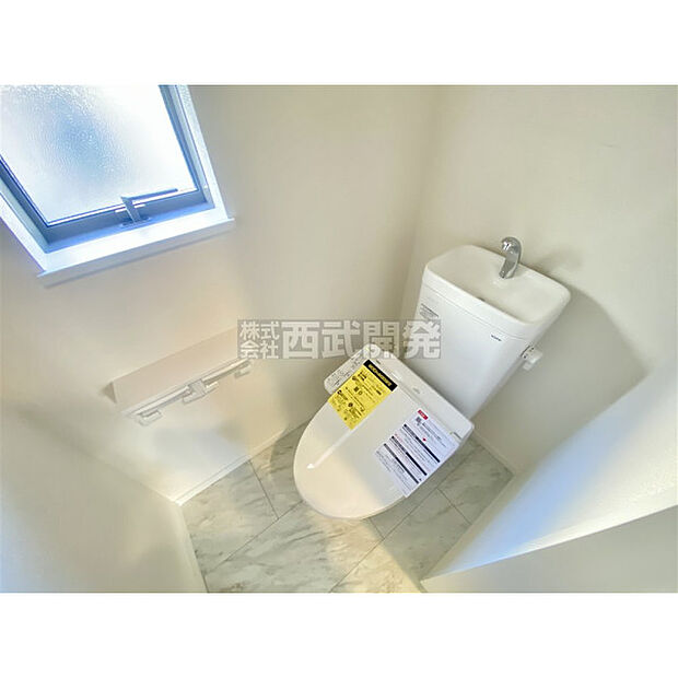 いつも綺麗に清潔に。洗浄機能付きトイレです。