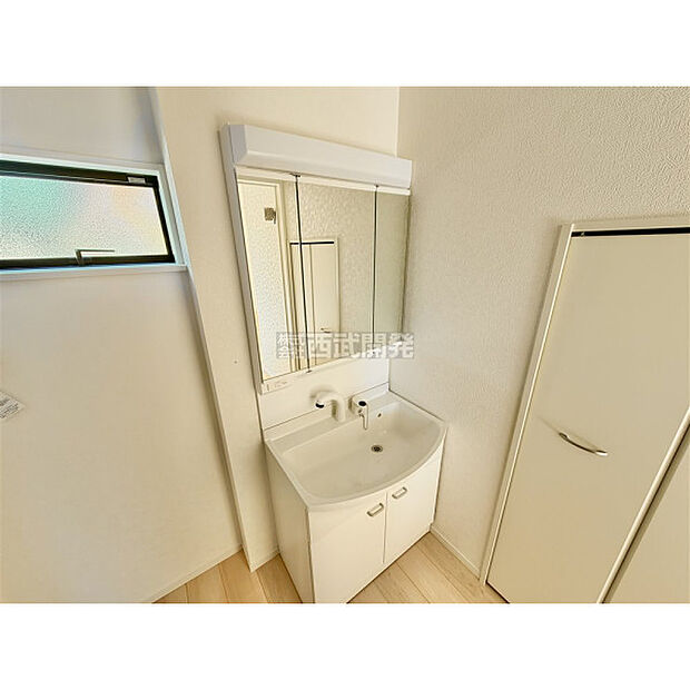 シャワーヘッドが付いているので、お掃除も簡単にできます。