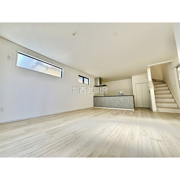 LDKは家族みんなの快適空間です。お食事したりおしゃべりしたり、家族の絆を育むセントラルスペースです。