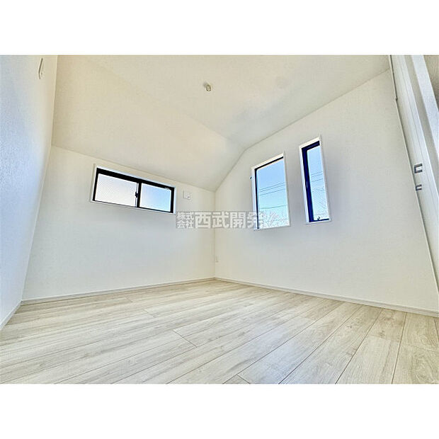 穏やかな日差しと心地よい風が吹き抜ける窓配置(2月19日撮影)