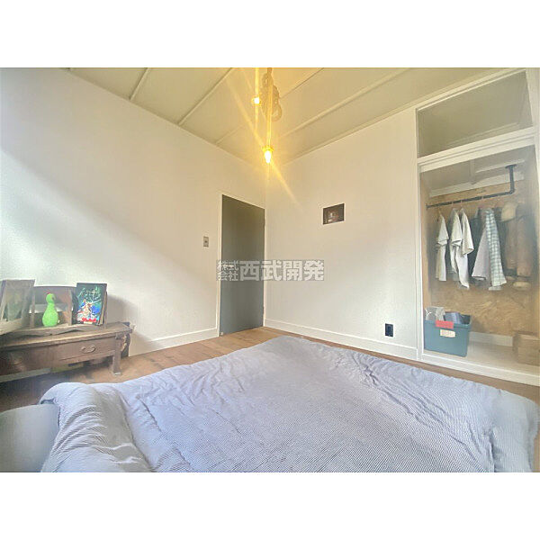 部屋ごとに設けた収納は住みやすさへのこだわり