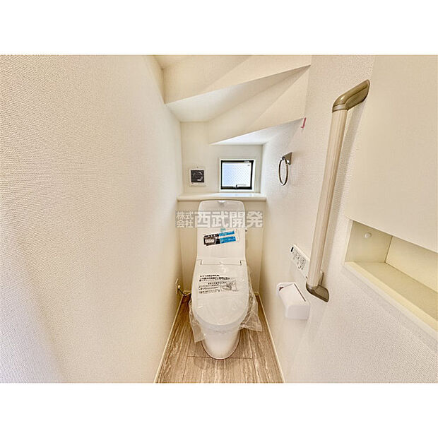 いつも綺麗に清潔に。洗浄機能付きトイレです。