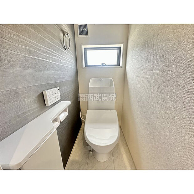 いつも綺麗に清潔に。洗浄機能付きトイレです。