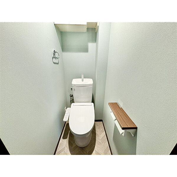いつも綺麗に清潔に。洗浄機能付きトイレです。