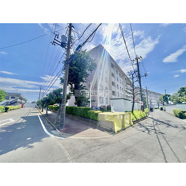 眺めて景色よく、住んで静かな環境