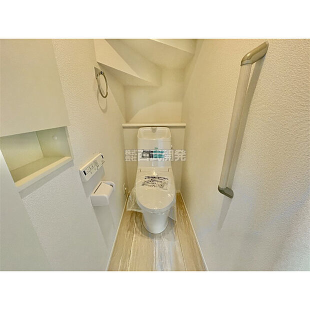いつも綺麗に清潔に。洗浄機能付きトイレです。