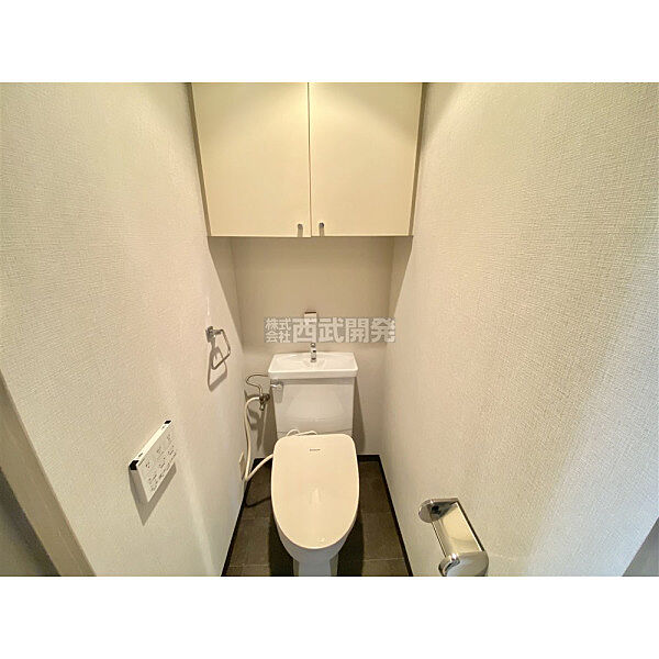 いつも綺麗に清潔に。洗浄機能付きトイレです。
