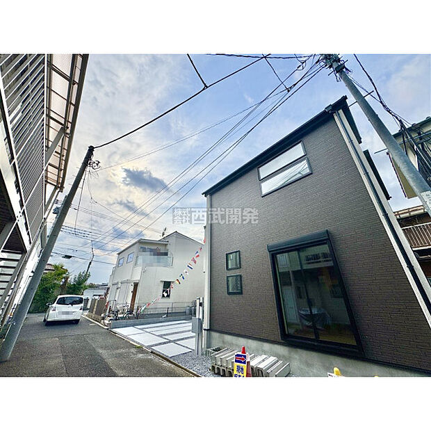 前面道路は車通りが少なく、お子様も安心