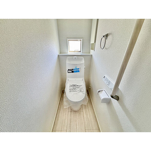 いつも綺麗に清潔に。洗浄機能付きトイレです。