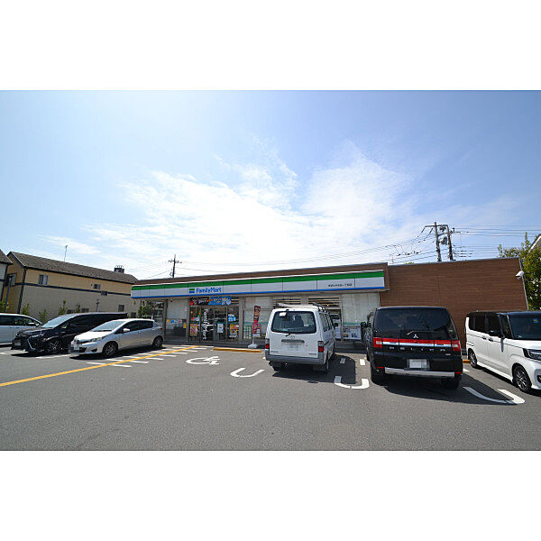 ファミリーマート