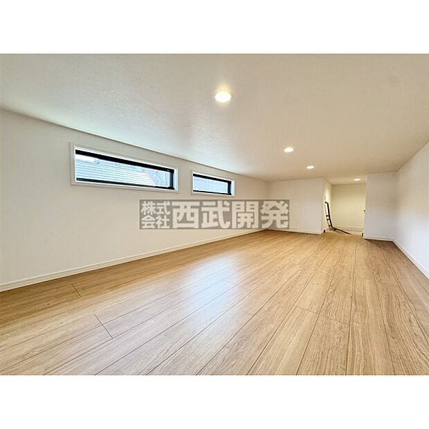 【小屋裏収納】