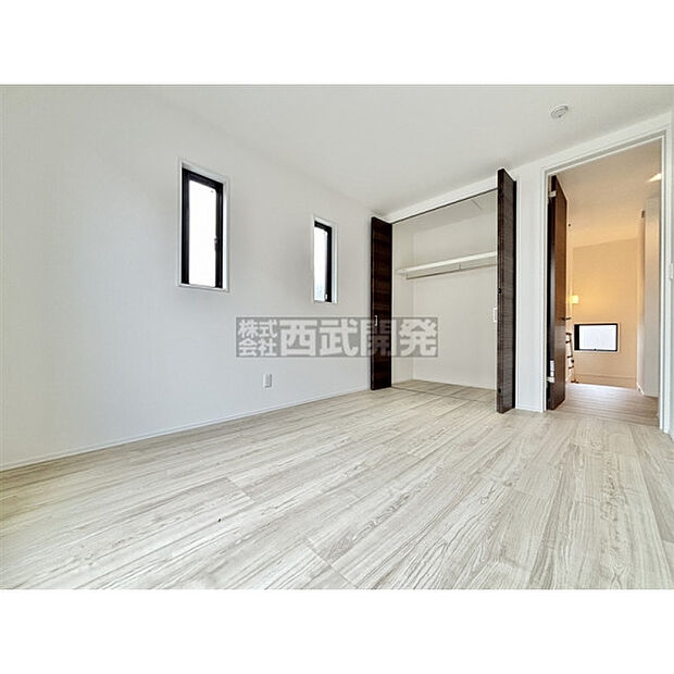 【2階洋室6帖】