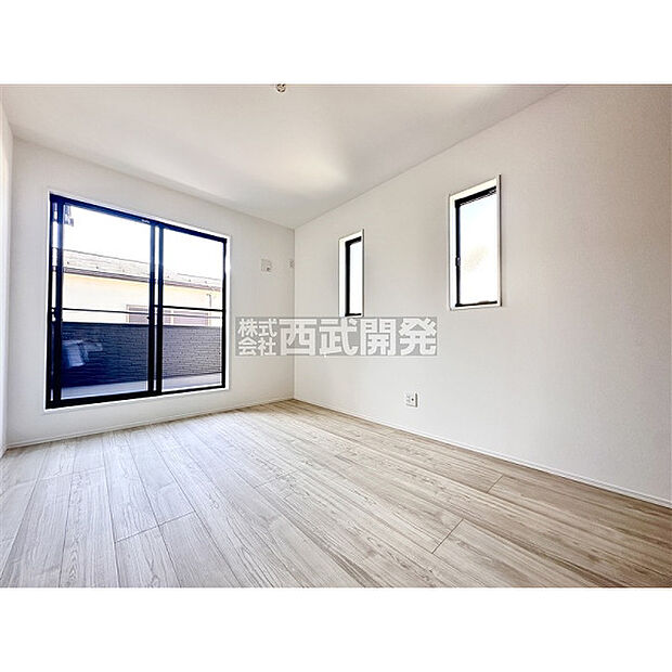 【2階洋室6帖】