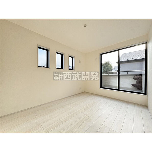 【2階洋室6帖】