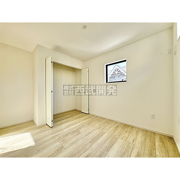 【2階洋室5.7帖】令和7年10月23日撮影