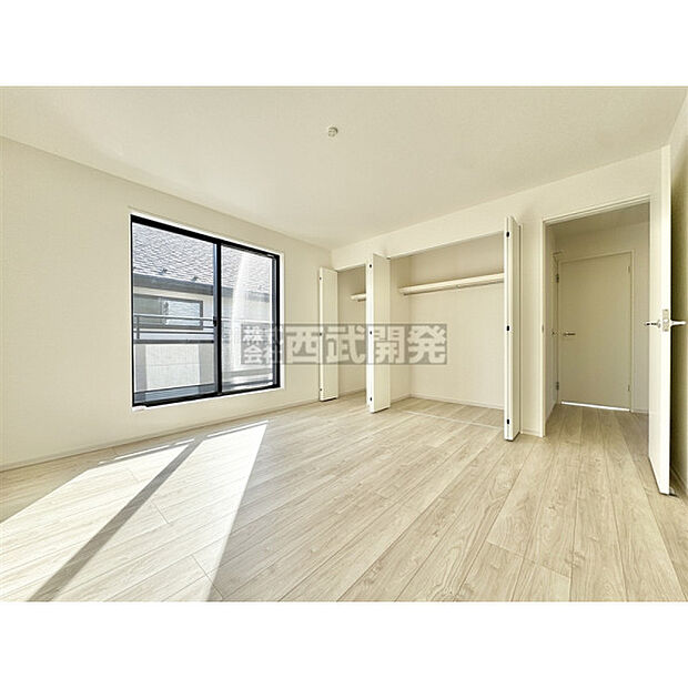 【2階洋室8帖】令和7年10月24日撮影