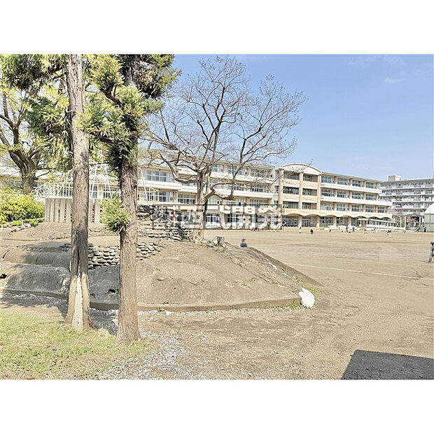 北小学校