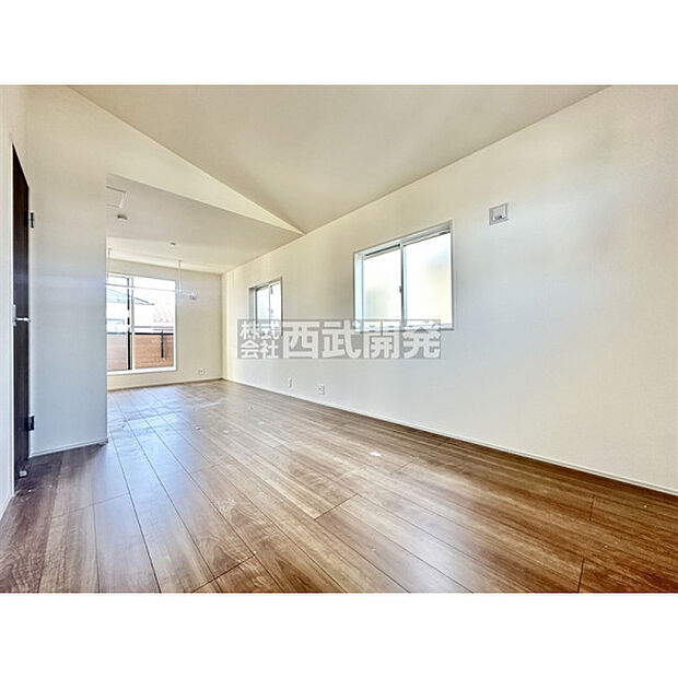 【2階洋室11.25帖】