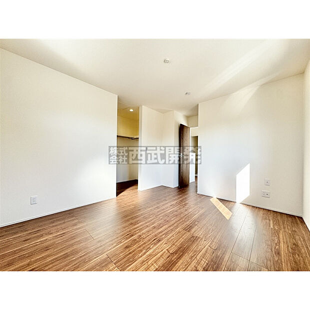 【2階洋室7.5帖】