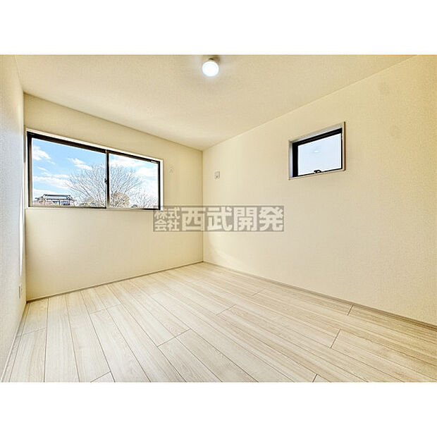 【2階洋室6帖】