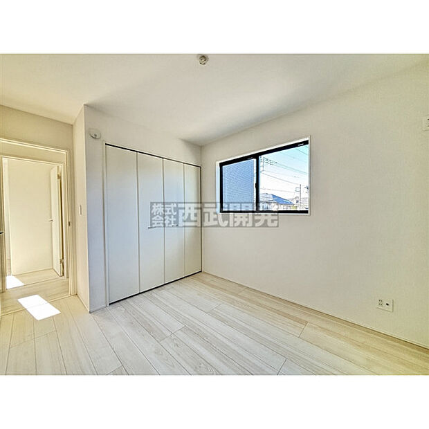 【2階北東側洋室5.25帖】