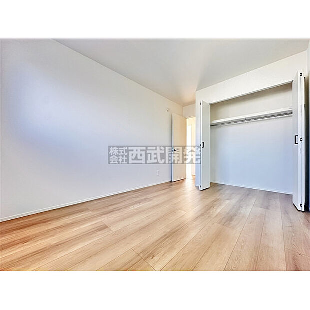 【2階洋室6帖】